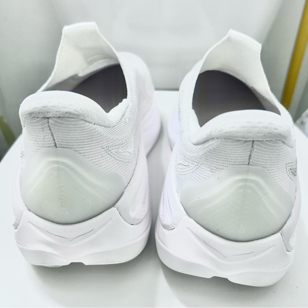 Hoka White Skyward Laceless Slip-On Sneakers Women’s 9.5 - Picture 4 of 5
